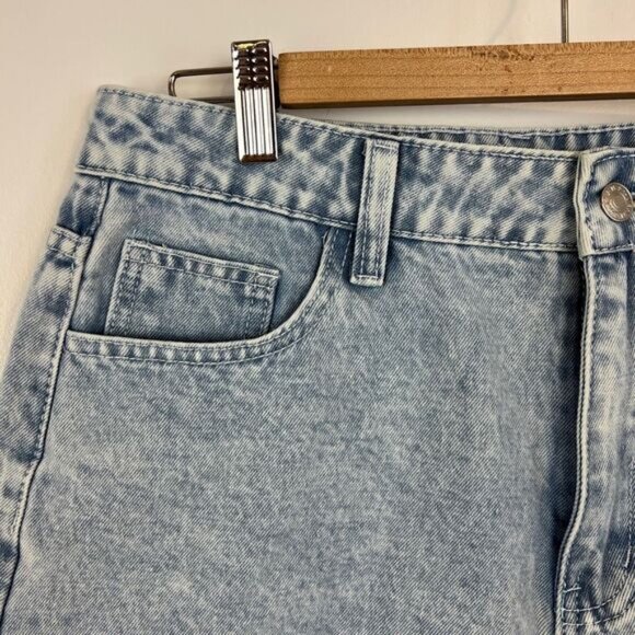 90s Y2K Style Women's Size Large Blue Jean Shorts Jorts Distressed Hem Mom - Picture 3 of 12